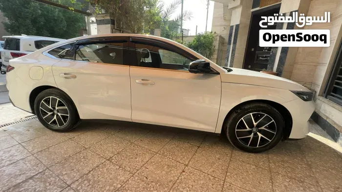 BYD Qin L 2025 photo 2