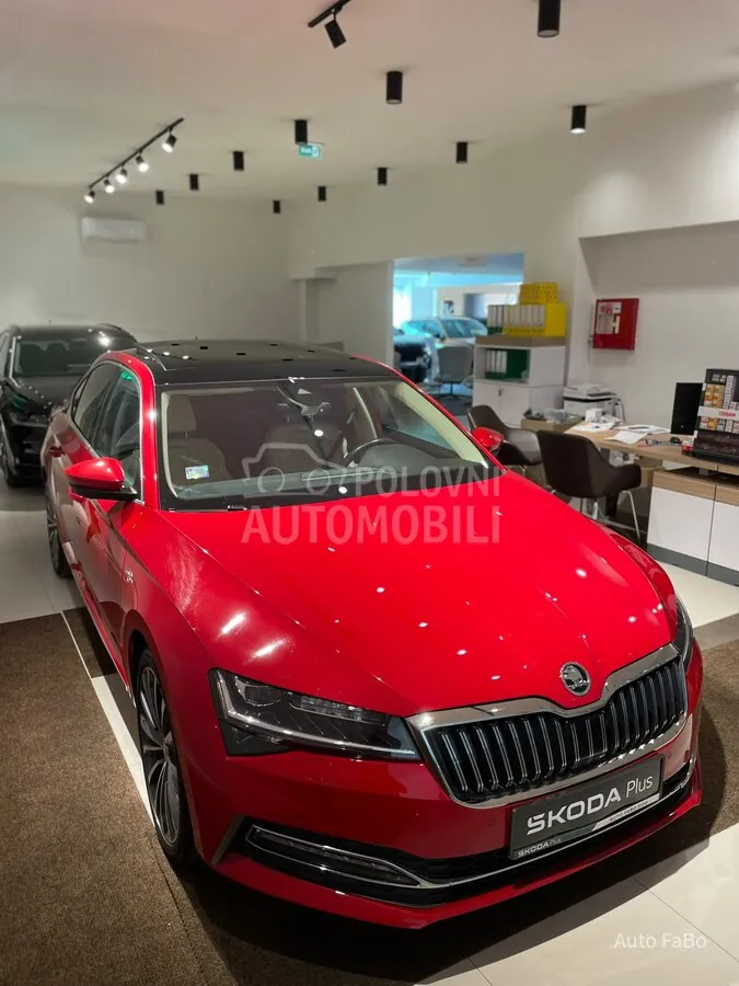 Skoda Superb 2022 photo 2