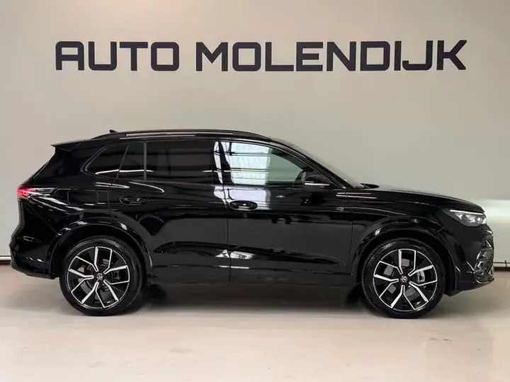 Volkswagen Tiguan 2025 photo 3