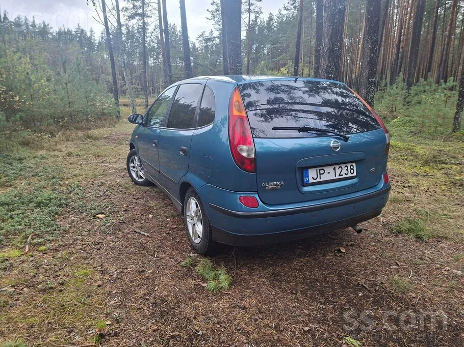 Nissan Almera Tino 2003 photo 4