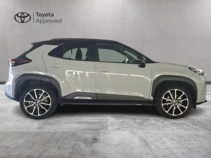 Toyota Yaris Cross 2023 photo 4