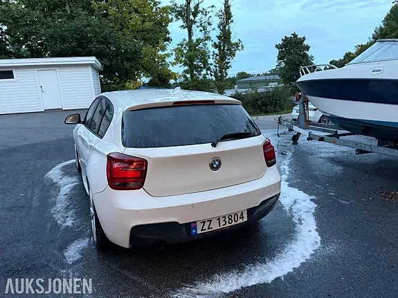 BMW 1 Series 2011 photo 2