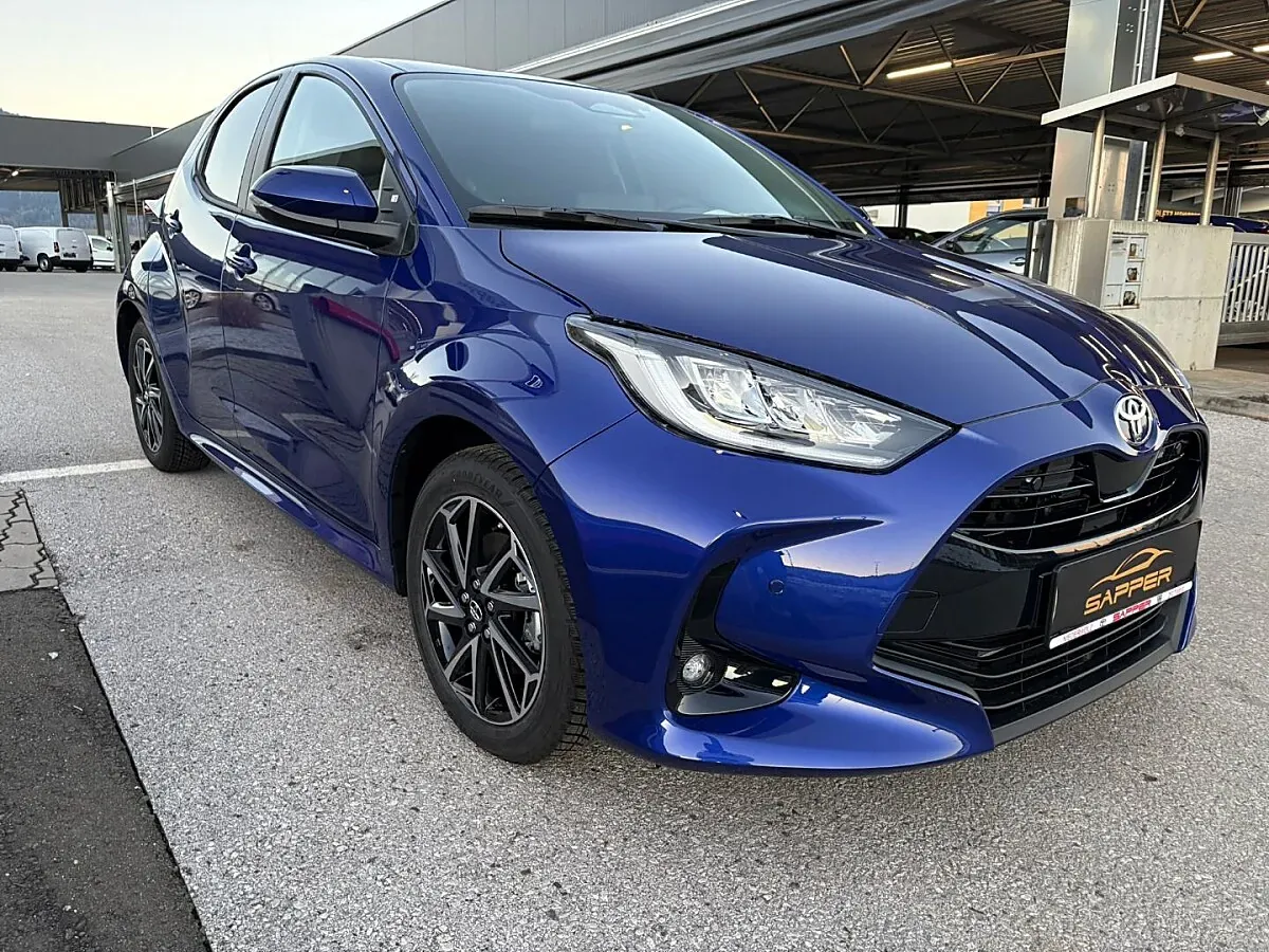 Toyota Yaris photo 3