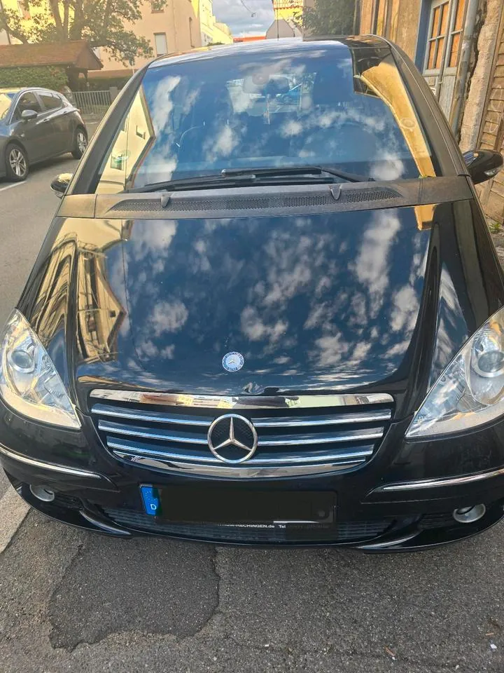 Mercedes-Benz A200