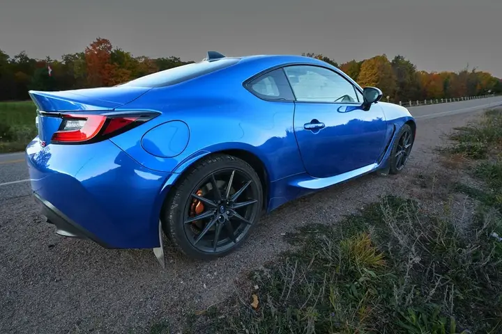 Subaru Brz 2024 photo 2