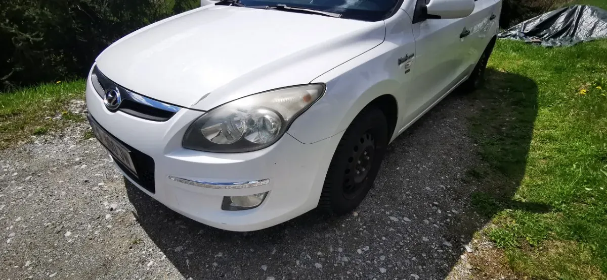 Hyundai I30 2010 photo 2