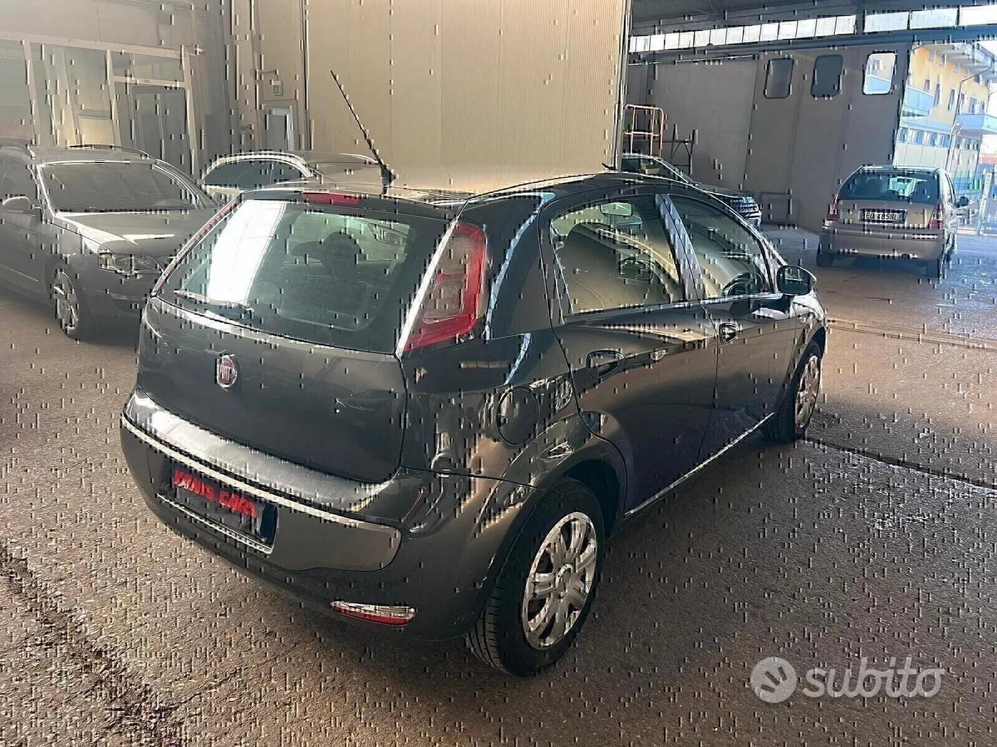 Fiat Punto 2010 photo 3