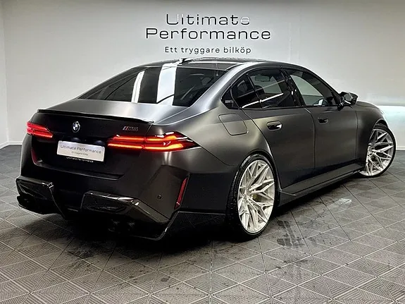 BMW M5 2025 photo 3