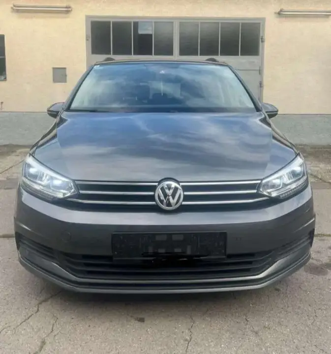 Volkswagen Touran 2018 photo 3