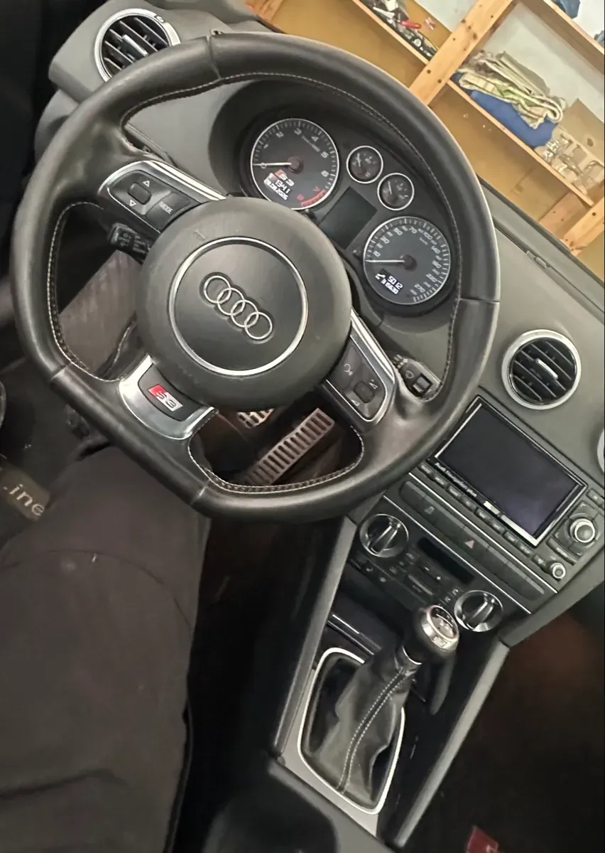 Audi A3 2011 photo 2