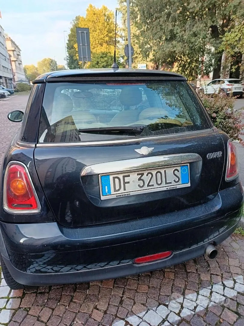Mini Cooper One 2007 photo 3
