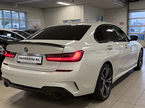 BMW 330E 2020 photo 4