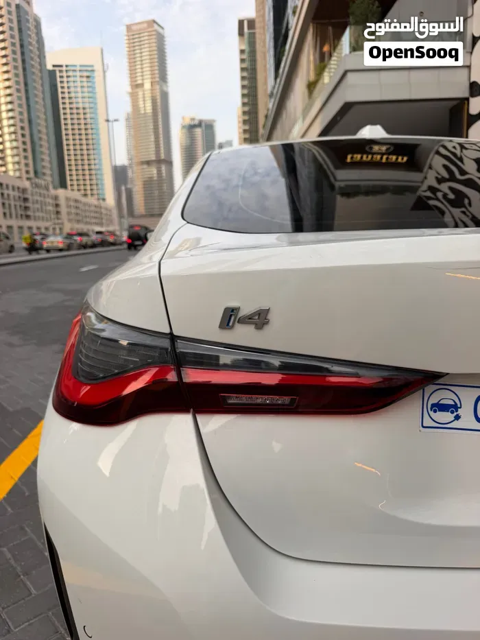 BMW I4