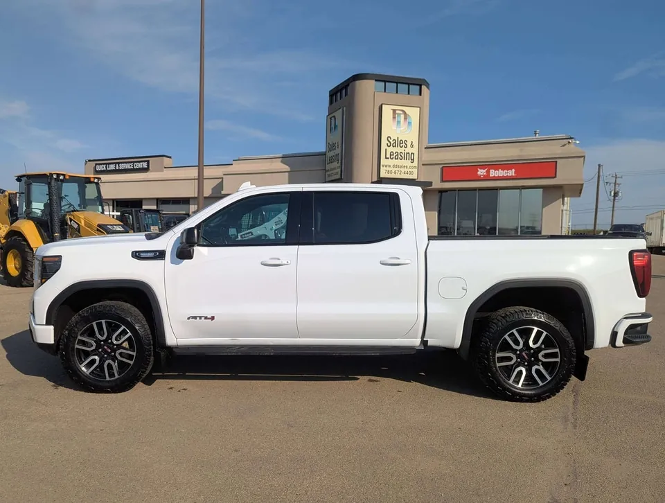 GMC Sierra 1500 2025 photo 2