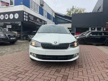 Skoda Fabia 2015 photo 3