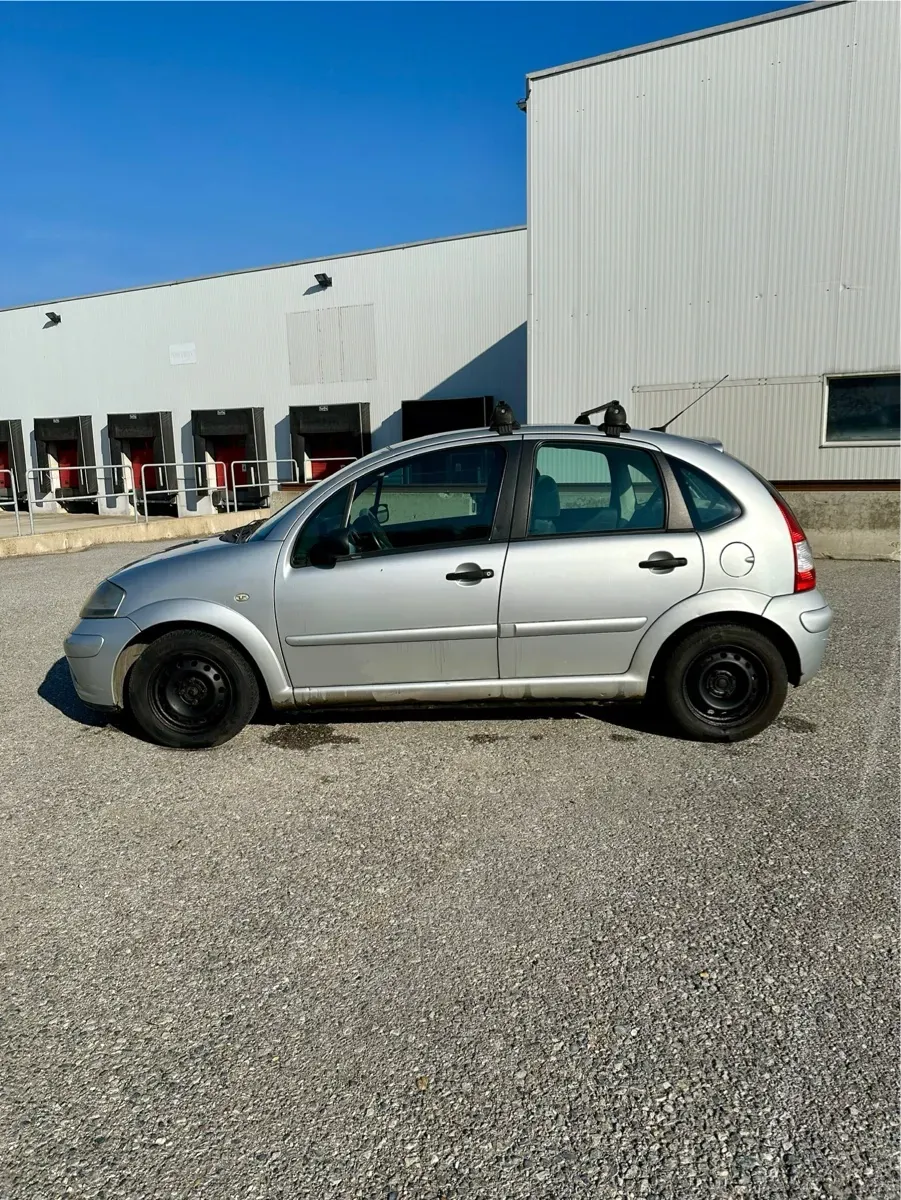 Citroen C3 2008 photo 2