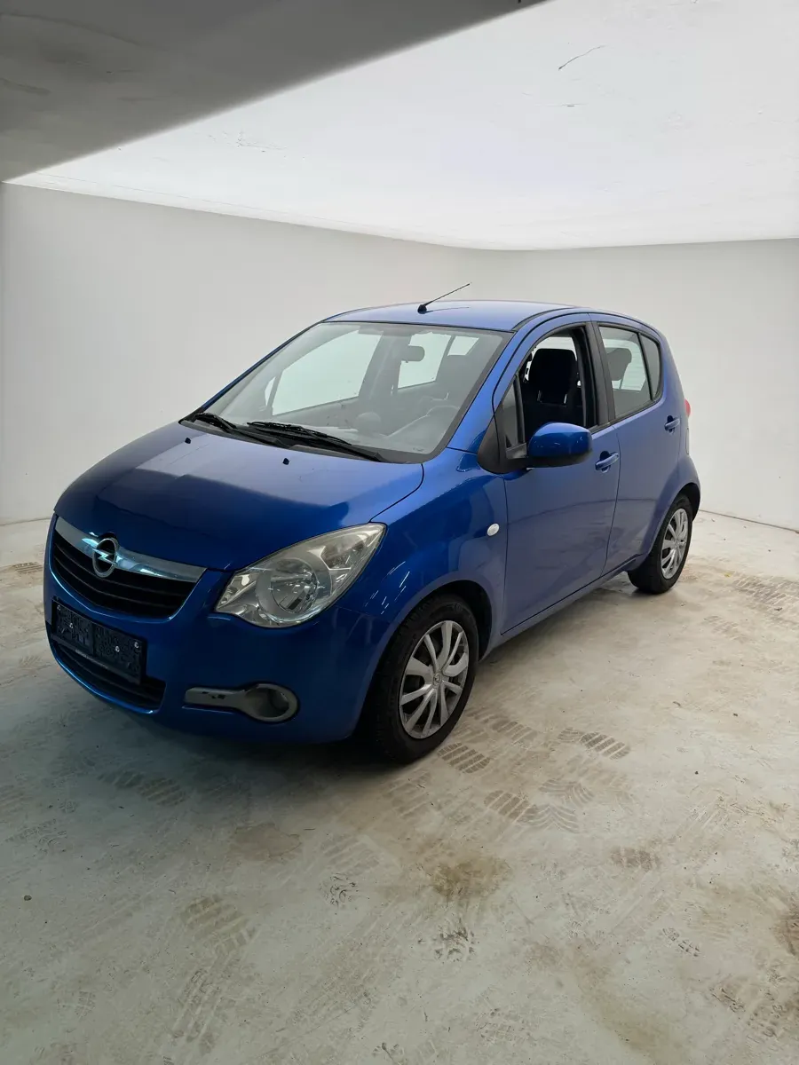 Opel Agila 2012 photo 2