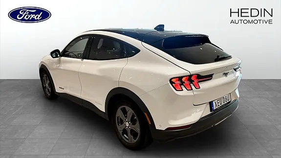Ford Mustang Mach-E 2021 photo 2