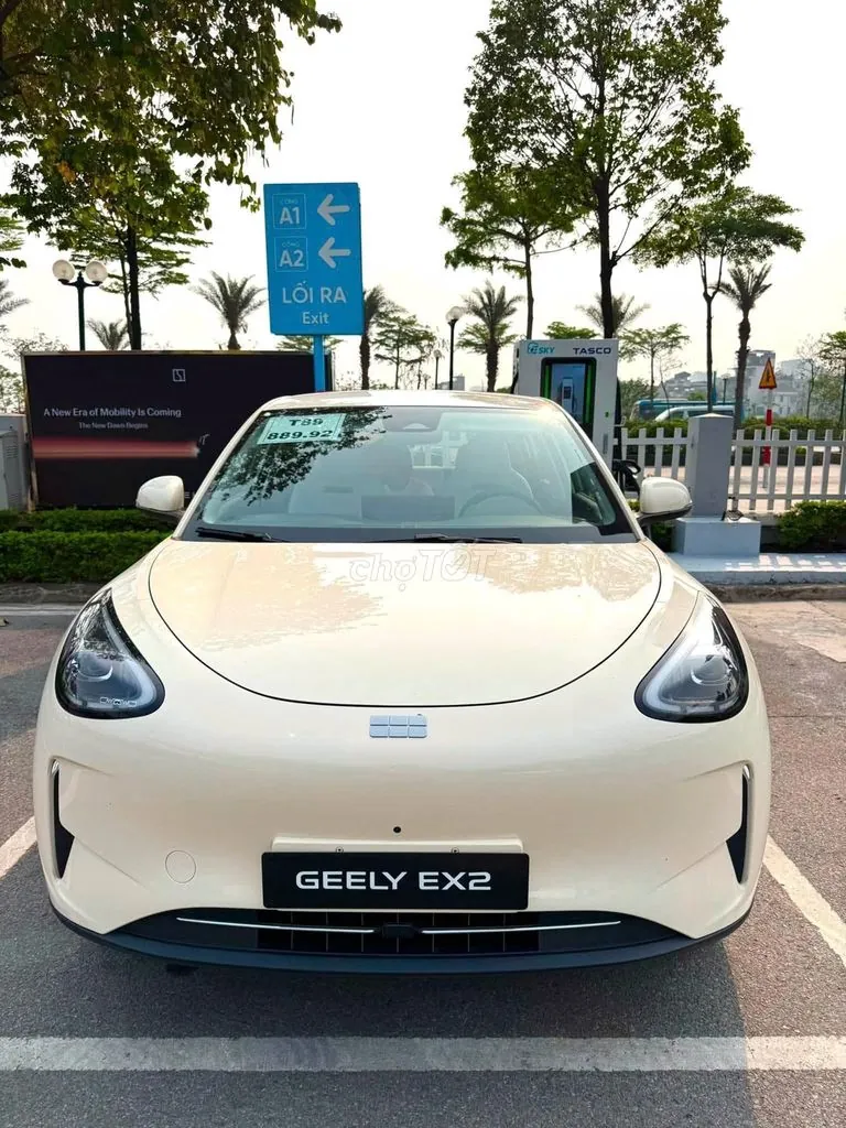 Geely Ex2
