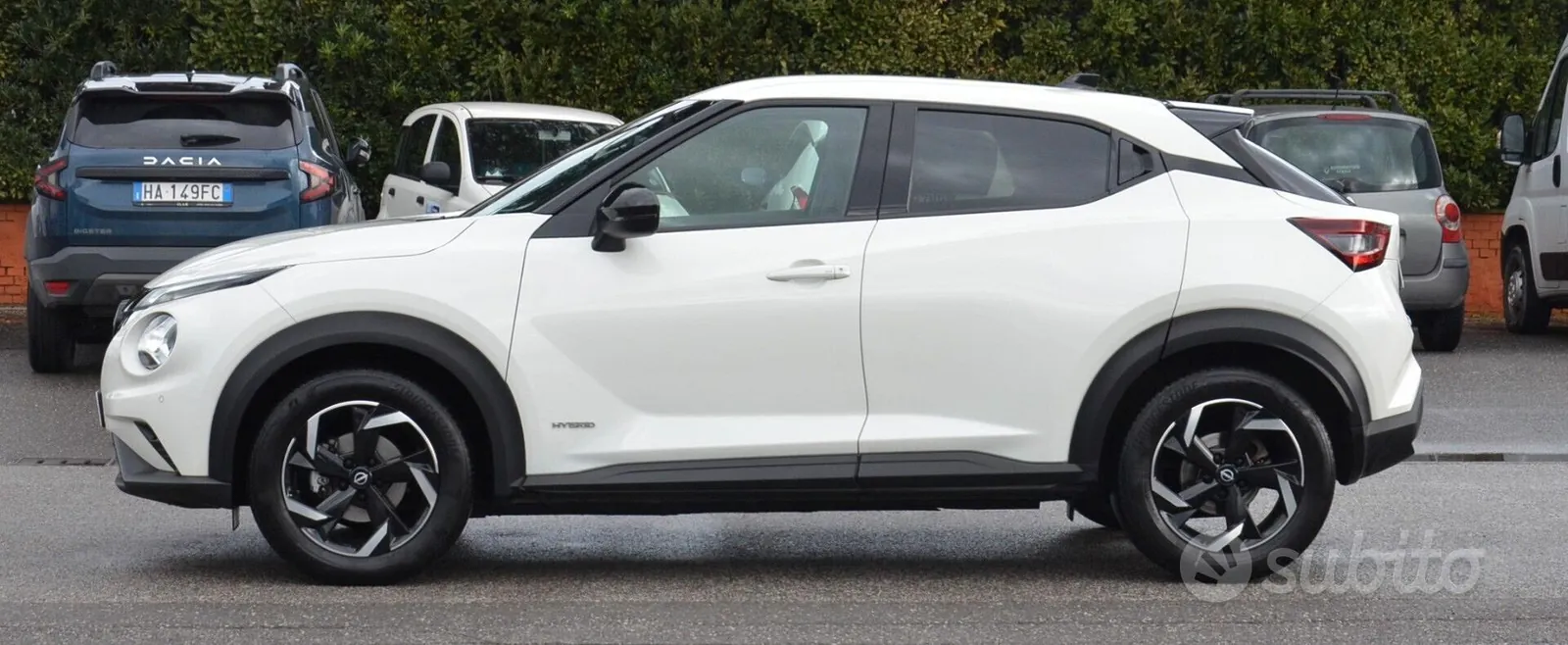 Nissan Juke 2023 photo 2
