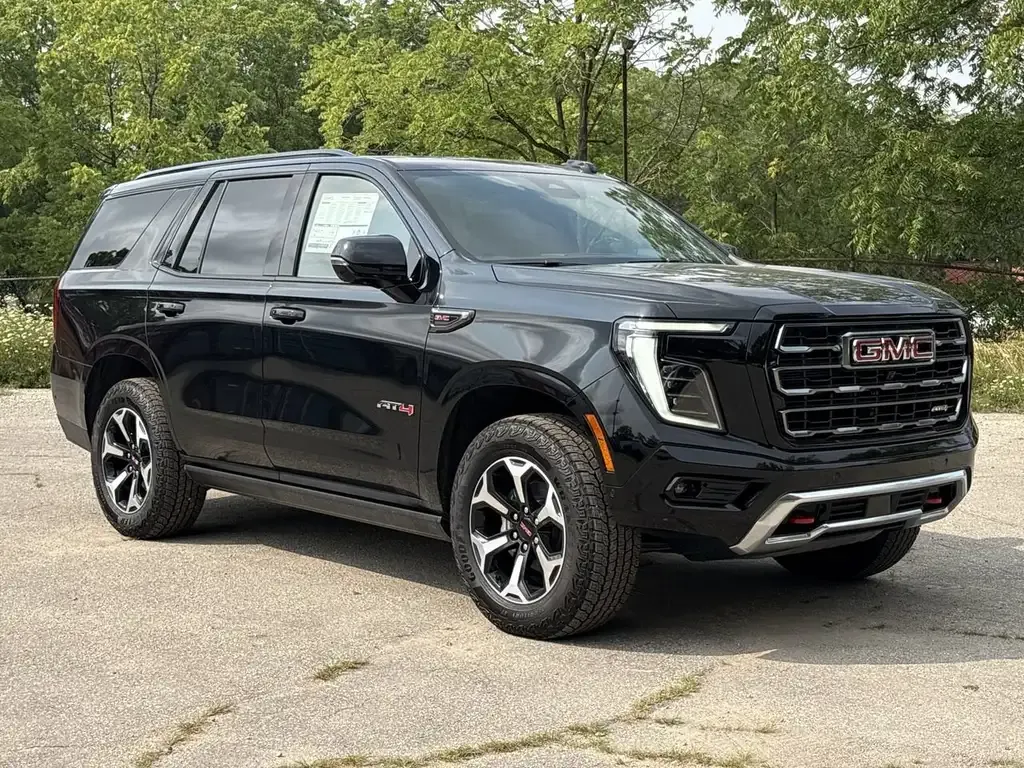 GMC Yukon 2026 photo 2