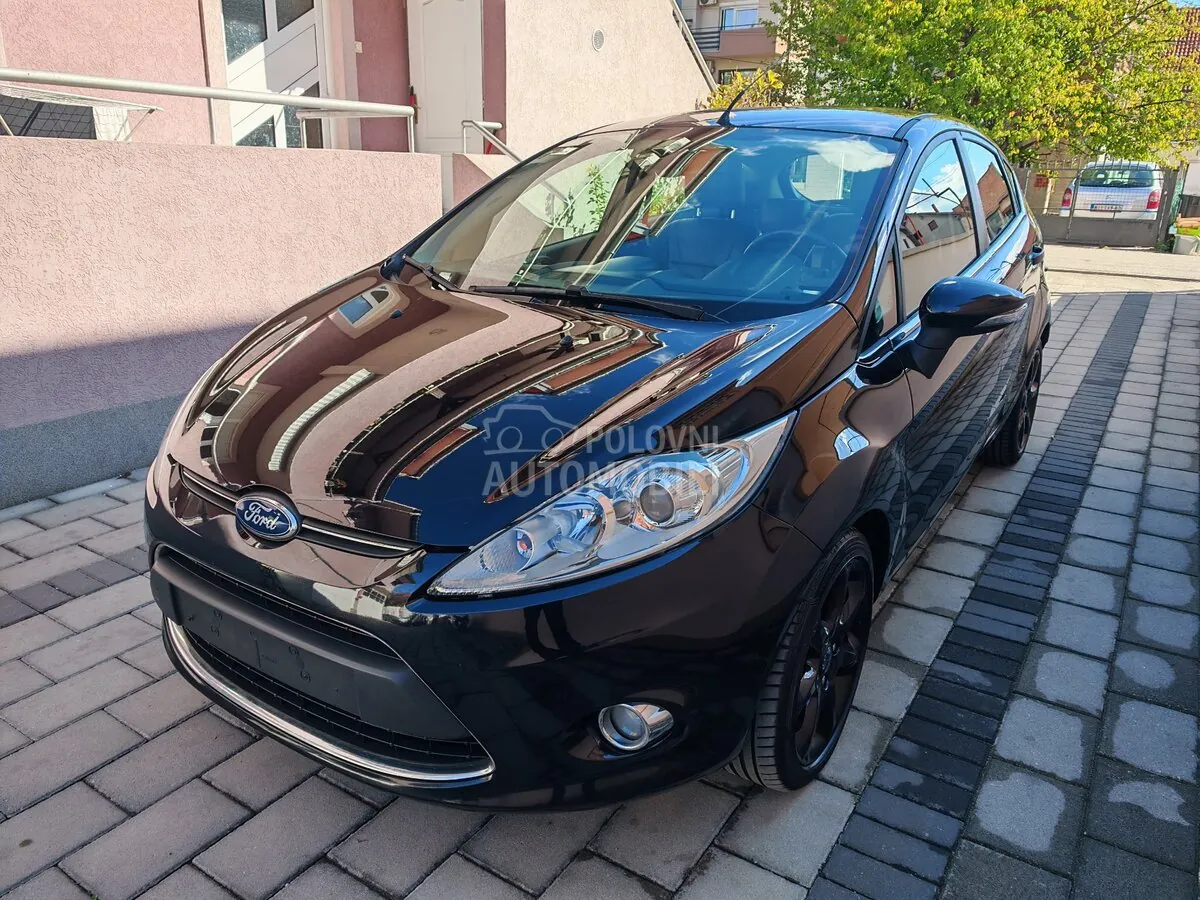 Ford Fiesta 2012 photo 4