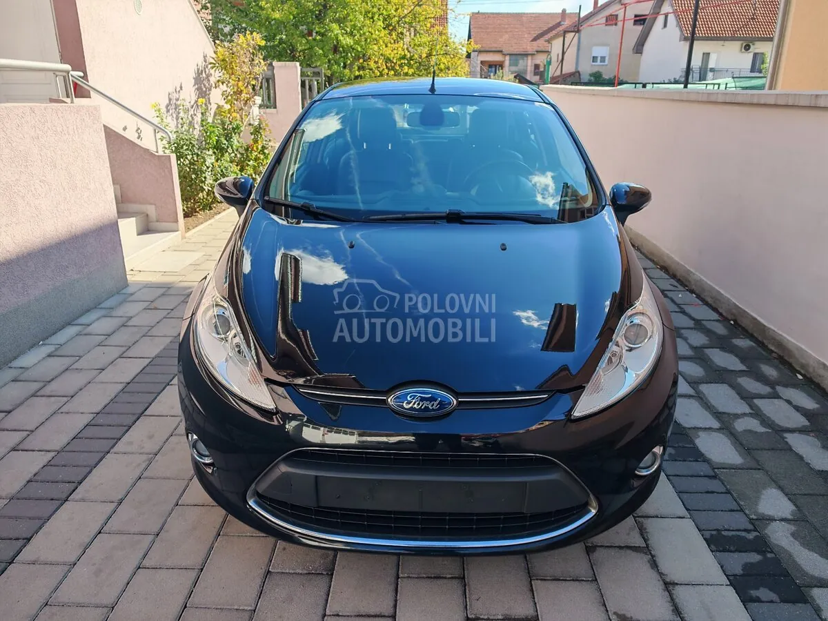 Ford Fiesta 2012 photo 3