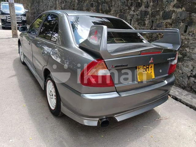 Mitsubishi Lancer 1998 photo 3