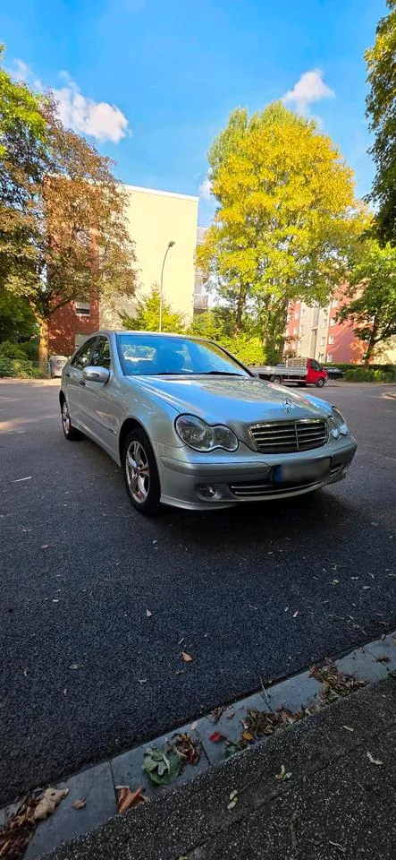 Mercedes-Benz C 200