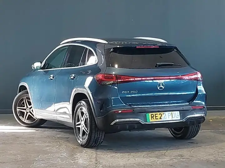 Mercedes-Benz Eqa 2022 photo 2