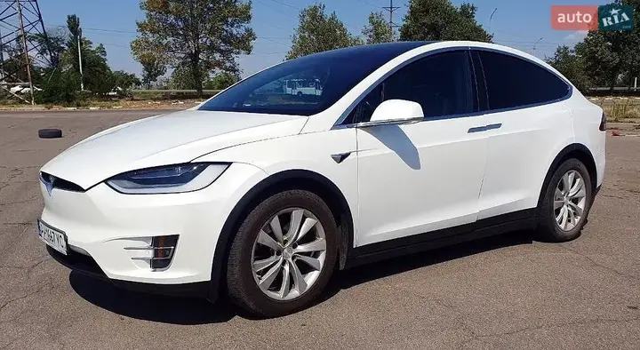 Tesla Model X 2019 photo 3