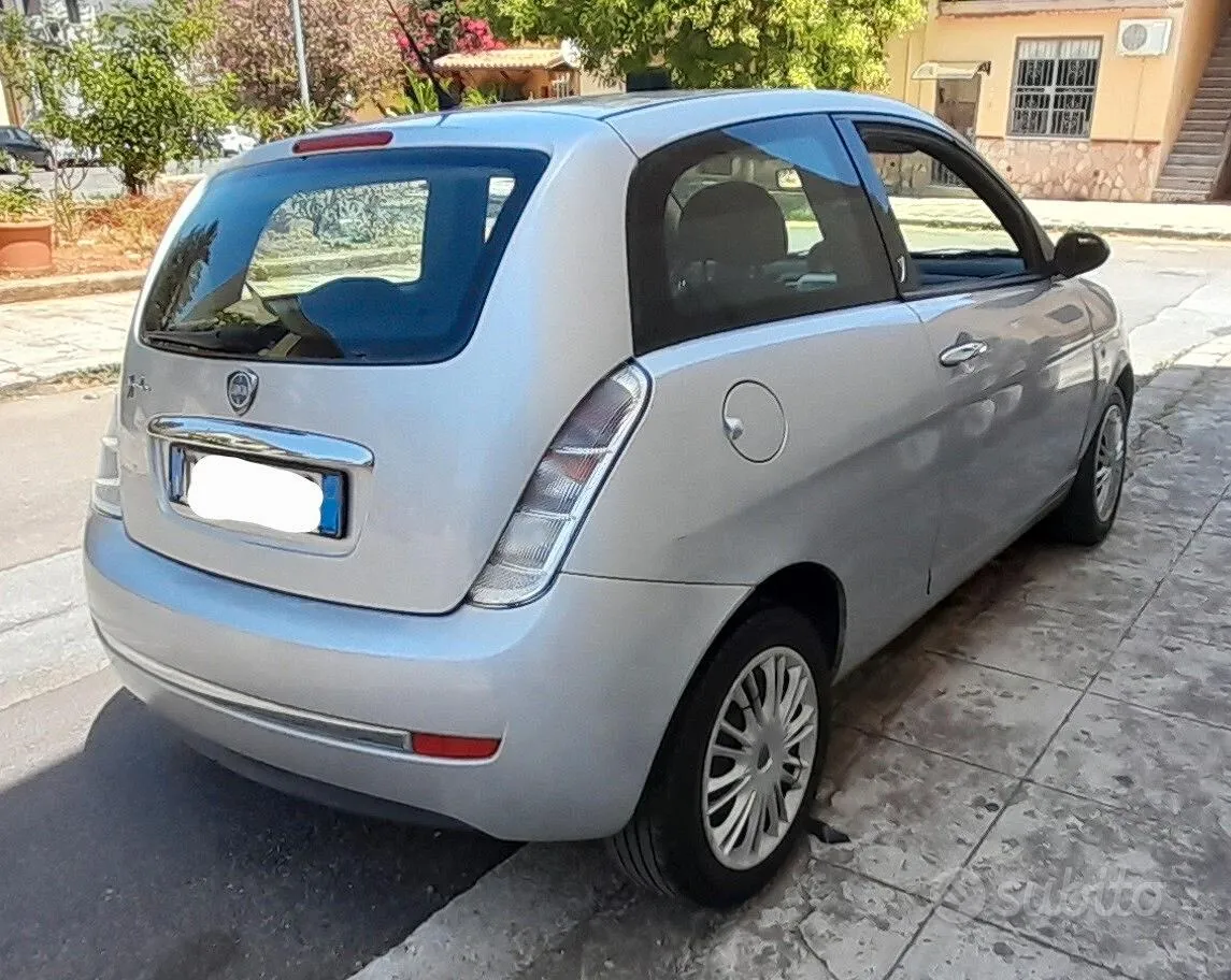 Lancia Ypsilon 2008 photo 4