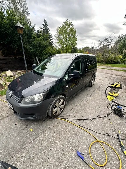 Volkswagen Caddy Maxi 2012 photo 2