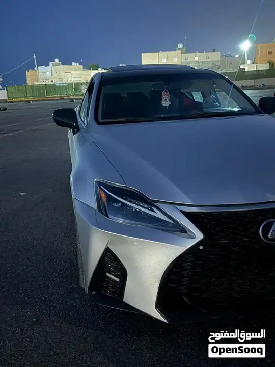 Lexus Is 2010 photo 2