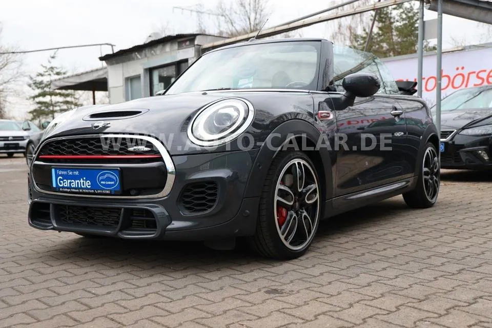 Mini John Cooper Works Cabrio
