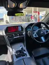 BMW 8 Series 2019 photo 4