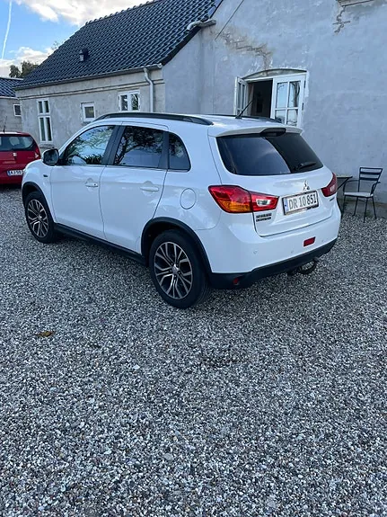 Mitsubishi Asx 2015 photo 2