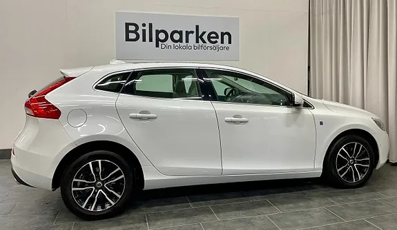 Volvo V40 2015 photo 4