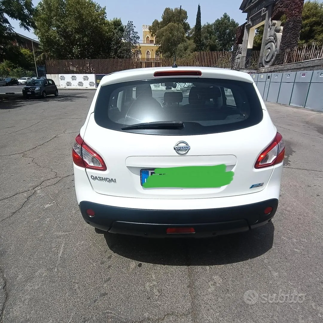 Nissan Qashqai 2012 photo 4