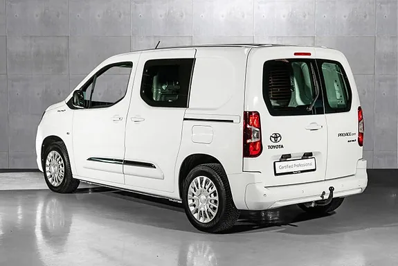 Toyota Proace City 2023 photo 3