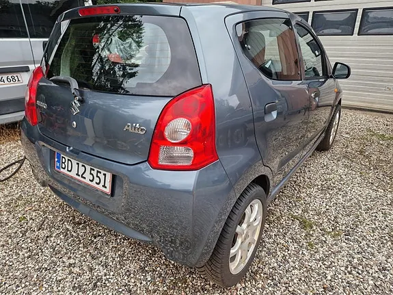 Suzuki Alto 2009 photo 4