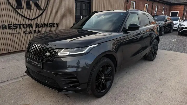 Land Rover Range Rover Velar 2022 photo 3