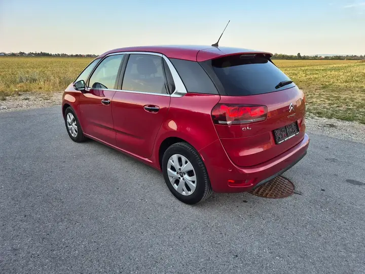 Citroen C4 Picasso 2015 photo 3