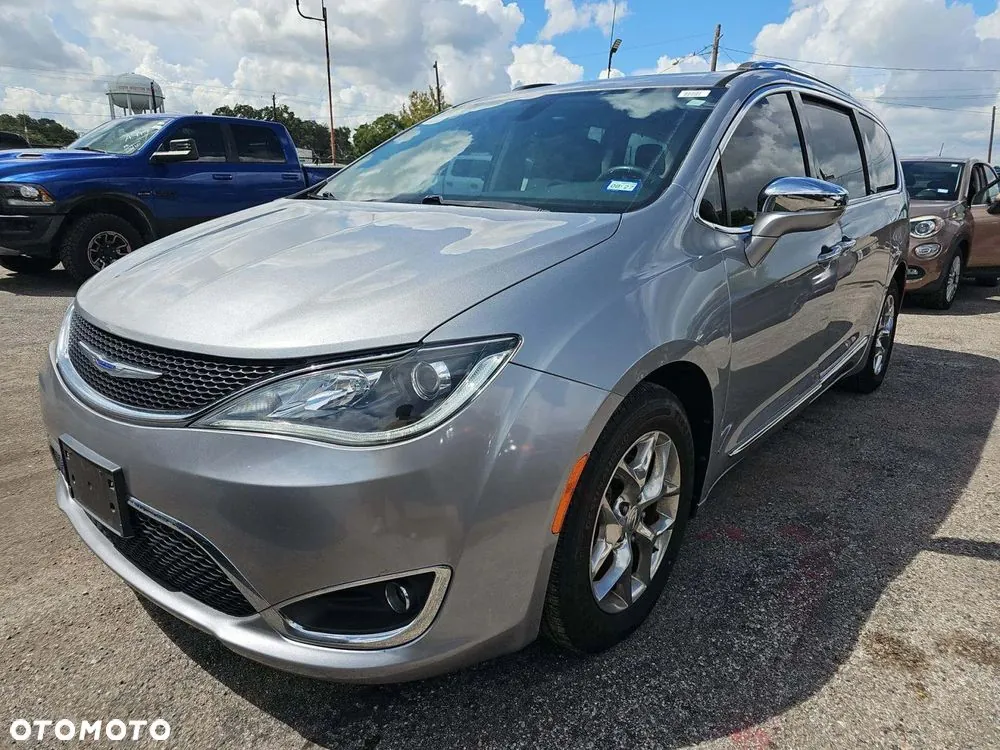 Chrysler Pacifica