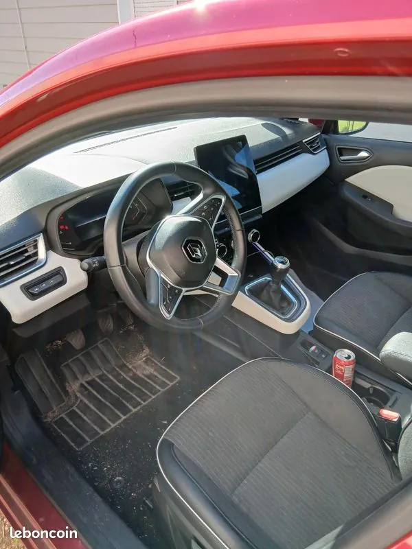 Renault Clio 2021 photo 3