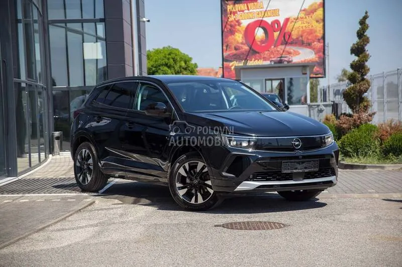 Opel Grandland 2022 photo 2