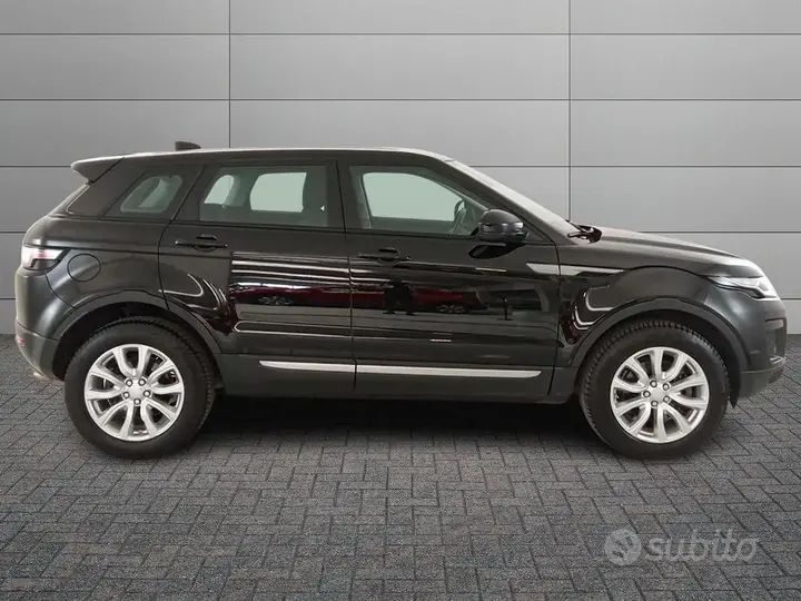 Land Rover Evoque 2019 photo 3