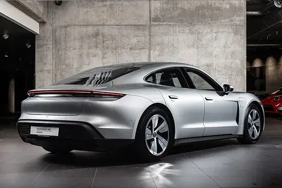 Porsche Taycan 2020 photo 3