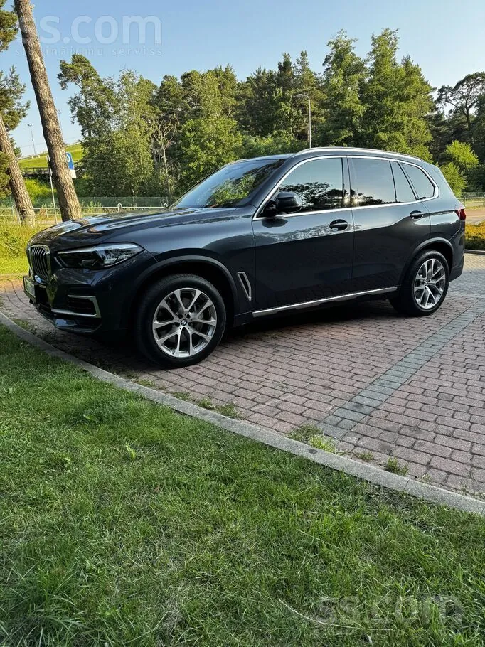 BMW X5 2022 photo 2