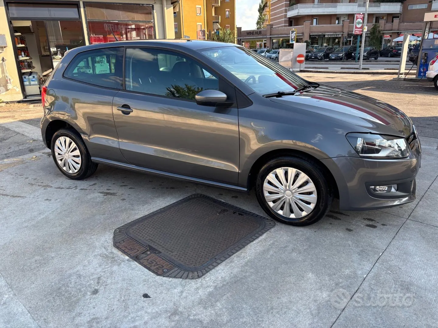 Volkswagen Polo 2012 photo 4